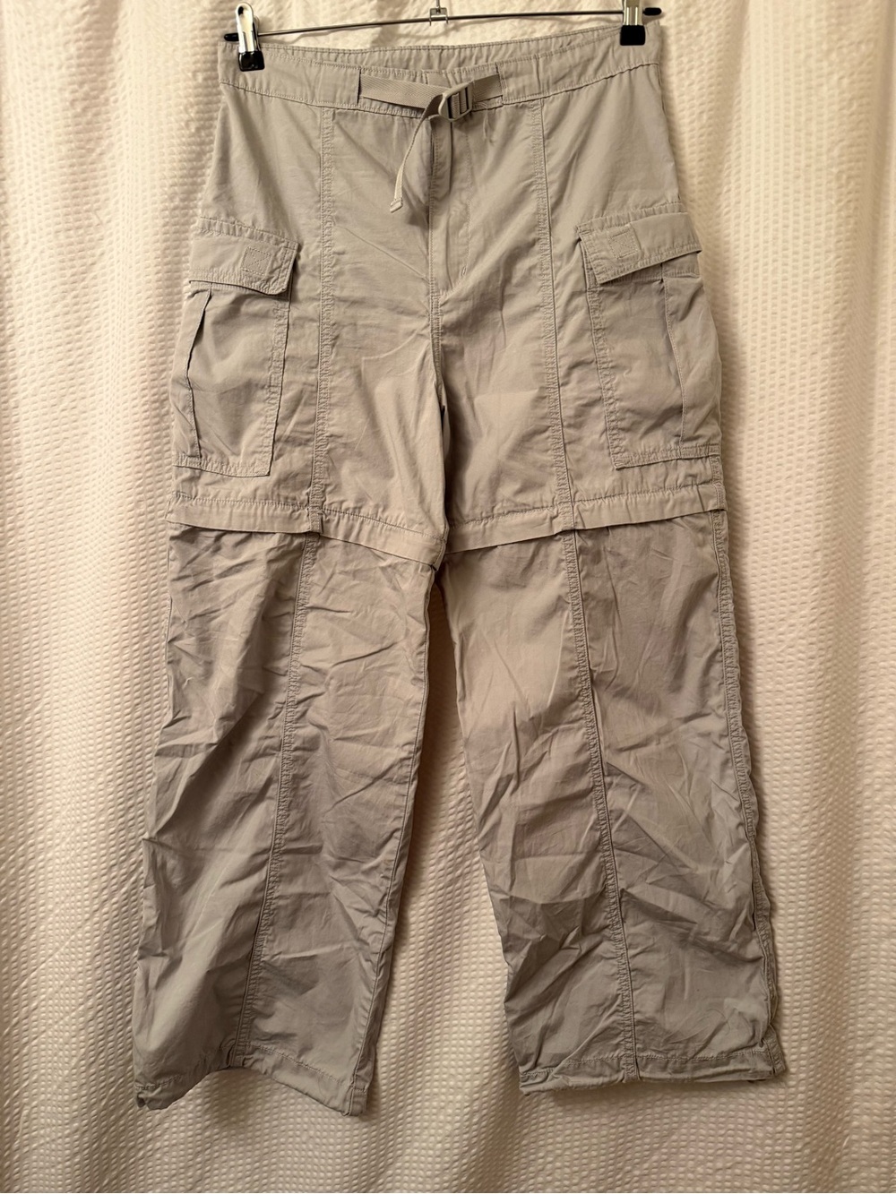 Levi’s Adjustable Cargo Utility Pants Sz 28 Gray High Rise Zip Shorts Pockets